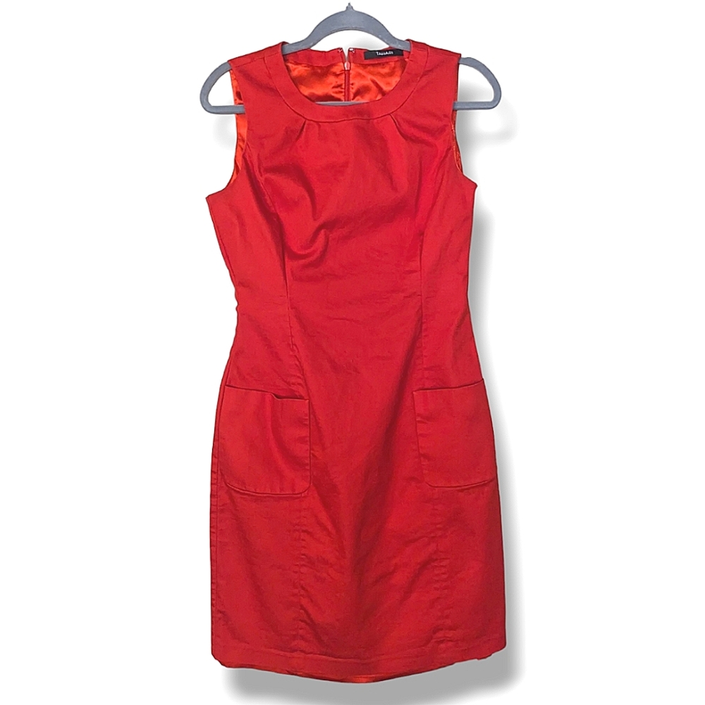 Tahari Red Cocktail Business Work Dress knee Length Sleeveless & Pockets size 8
